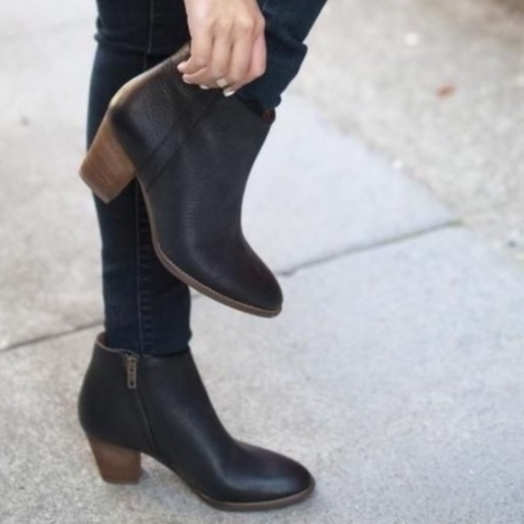 Madewell Black Leather Billie Ankle Boot Size 7.5 stack wood heel - Picture 1 of 12